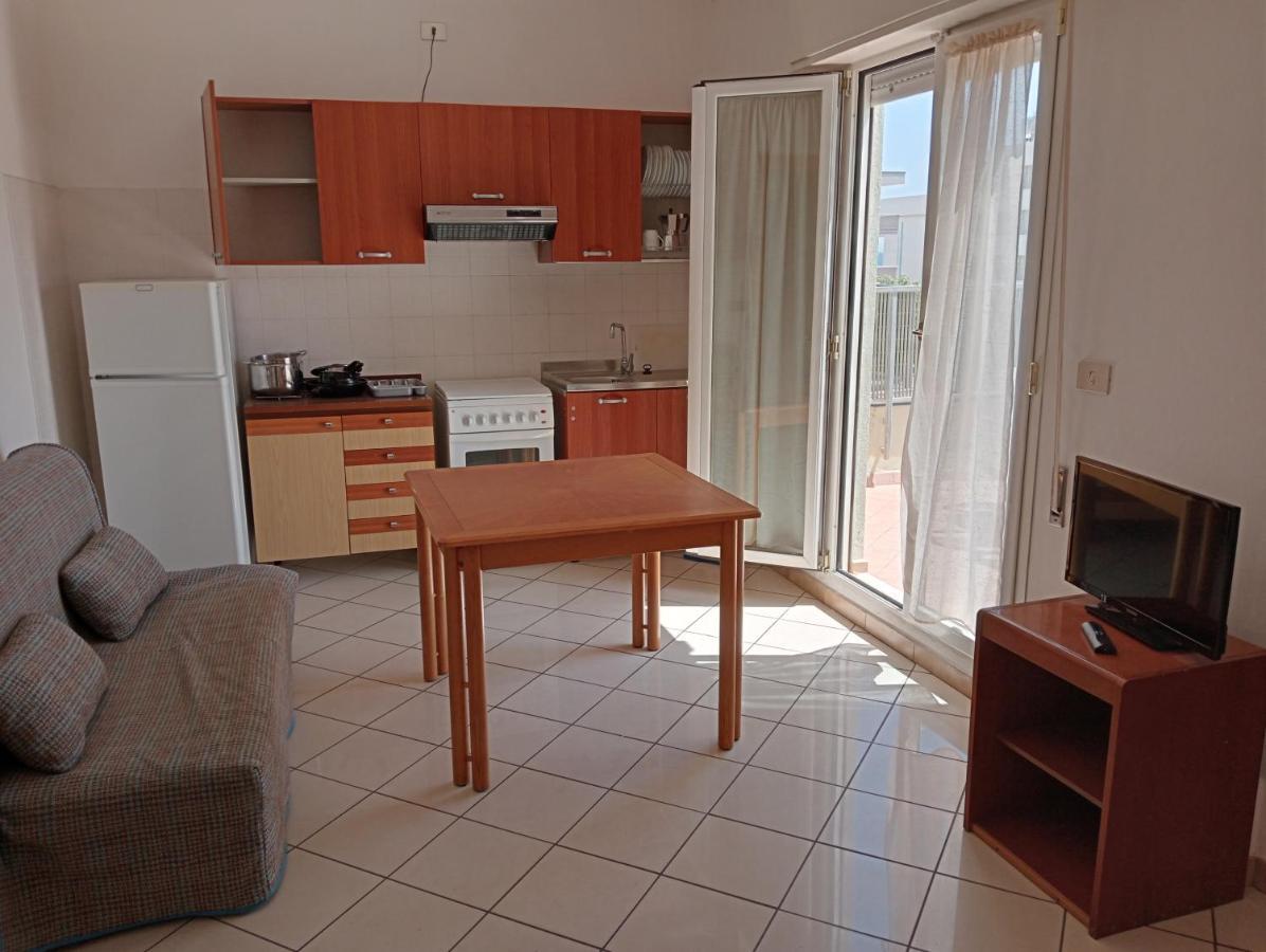 Appartamenti Carlotta Rímini Exterior foto