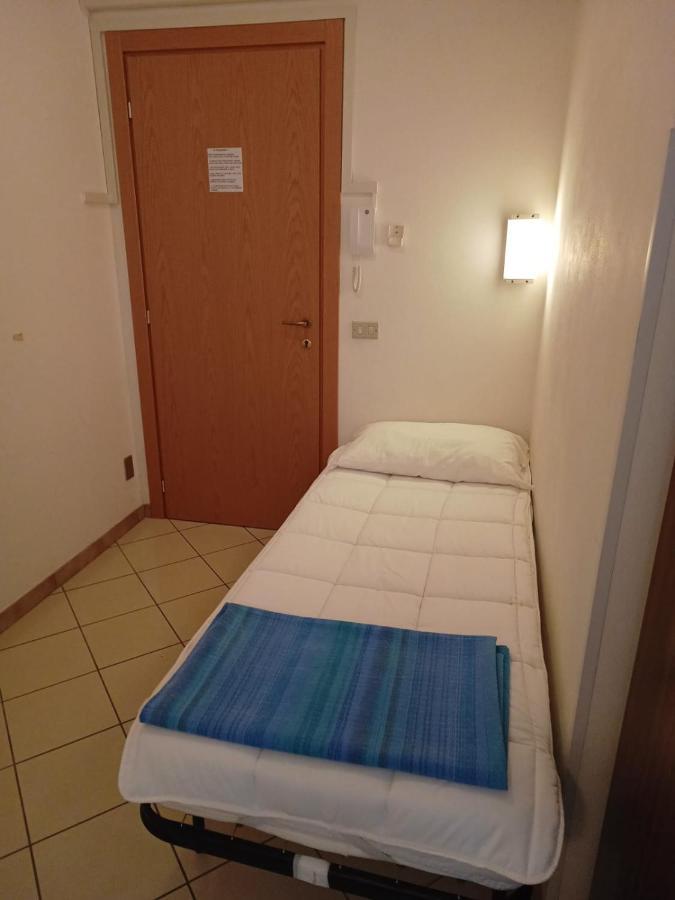 Appartamenti Carlotta Rímini Exterior foto